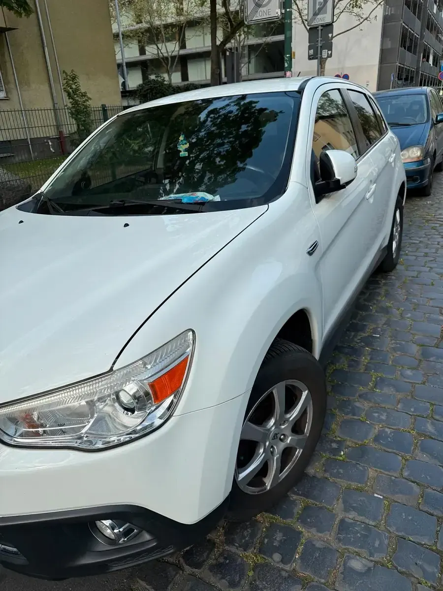 Gebraucht Mitsubishi Outlander 150 PS (110 kW) 2010 Weiß SUV