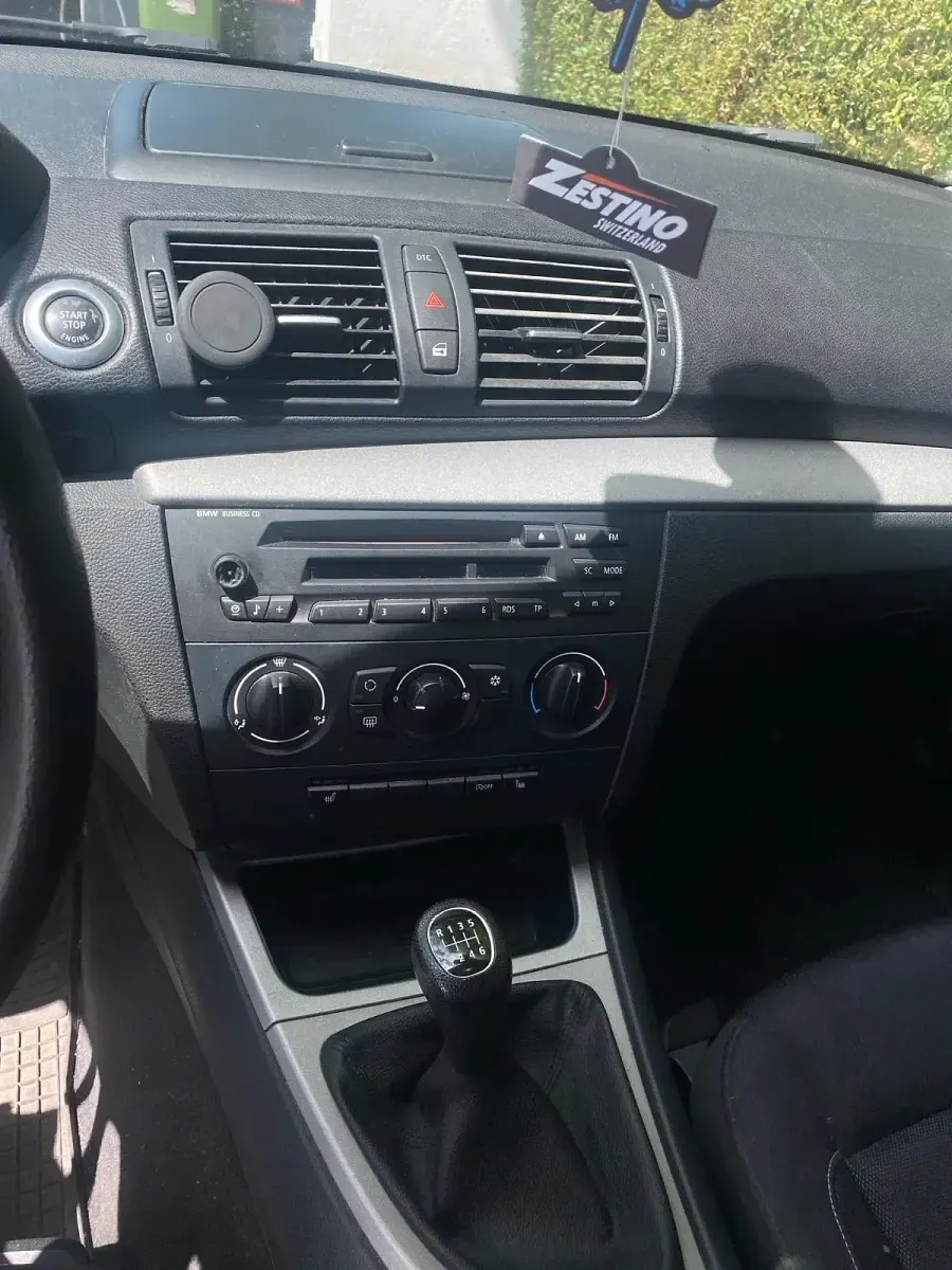 Gebraucht BMW 116 122 PS (89 kW) 2010 Silber Kleinwagen