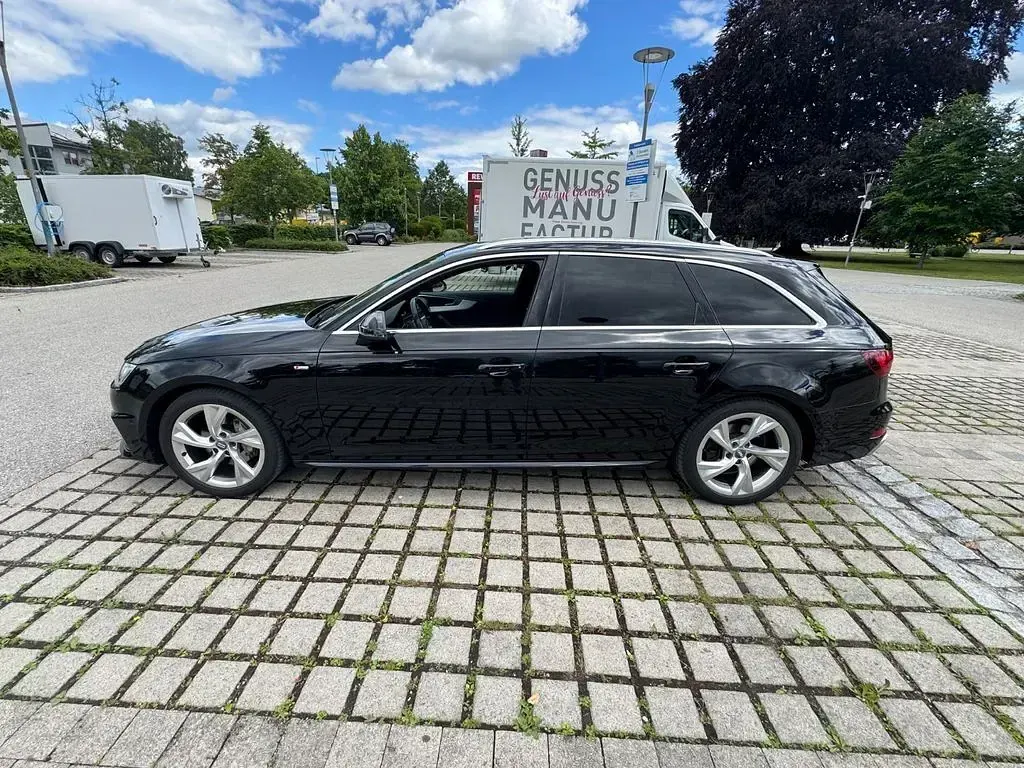 Gebraucht Audi A4 S-Line 190 PS (139 kW) 2019 Schwarz Kombi