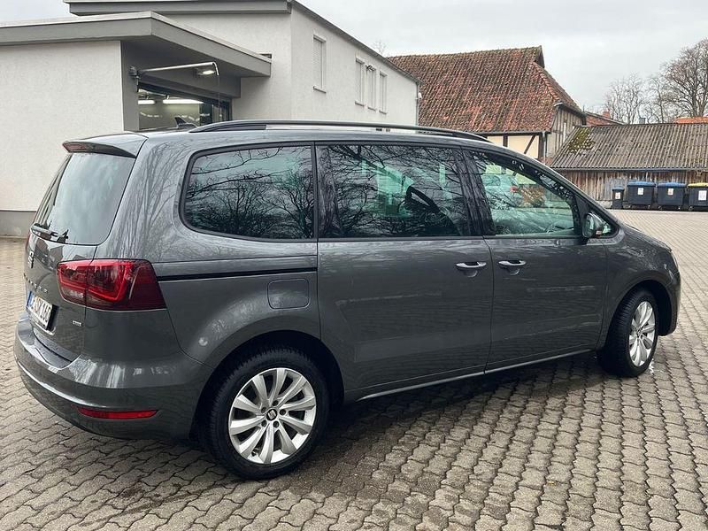 Gebraucht Seat Alhambra Style 150 PS (110 kW) 2016 Grau Van / Kleinbus