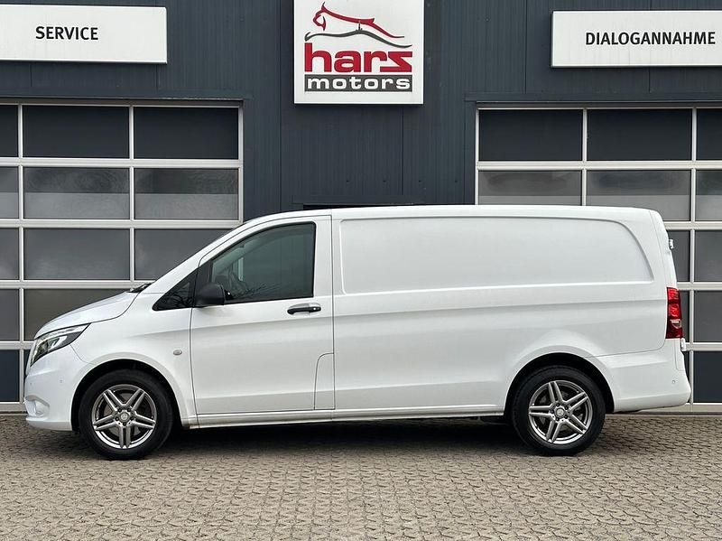 Gebraucht Mercedes Vito 190 PS (139 kW) 2021 Weiß Van