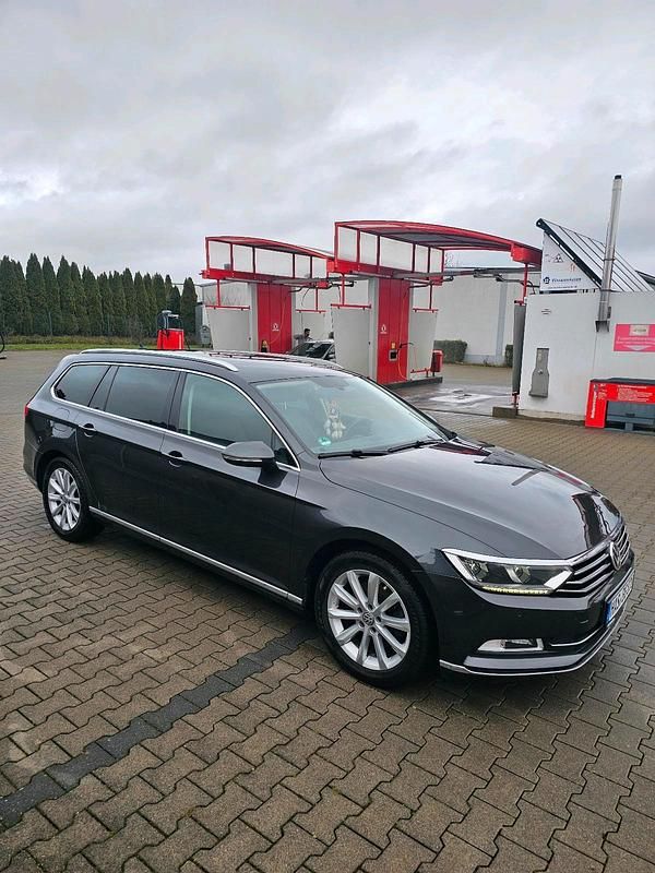 Gebraucht VW Passat Highline 147 PS (108 kW) 2017 Grau Kombi