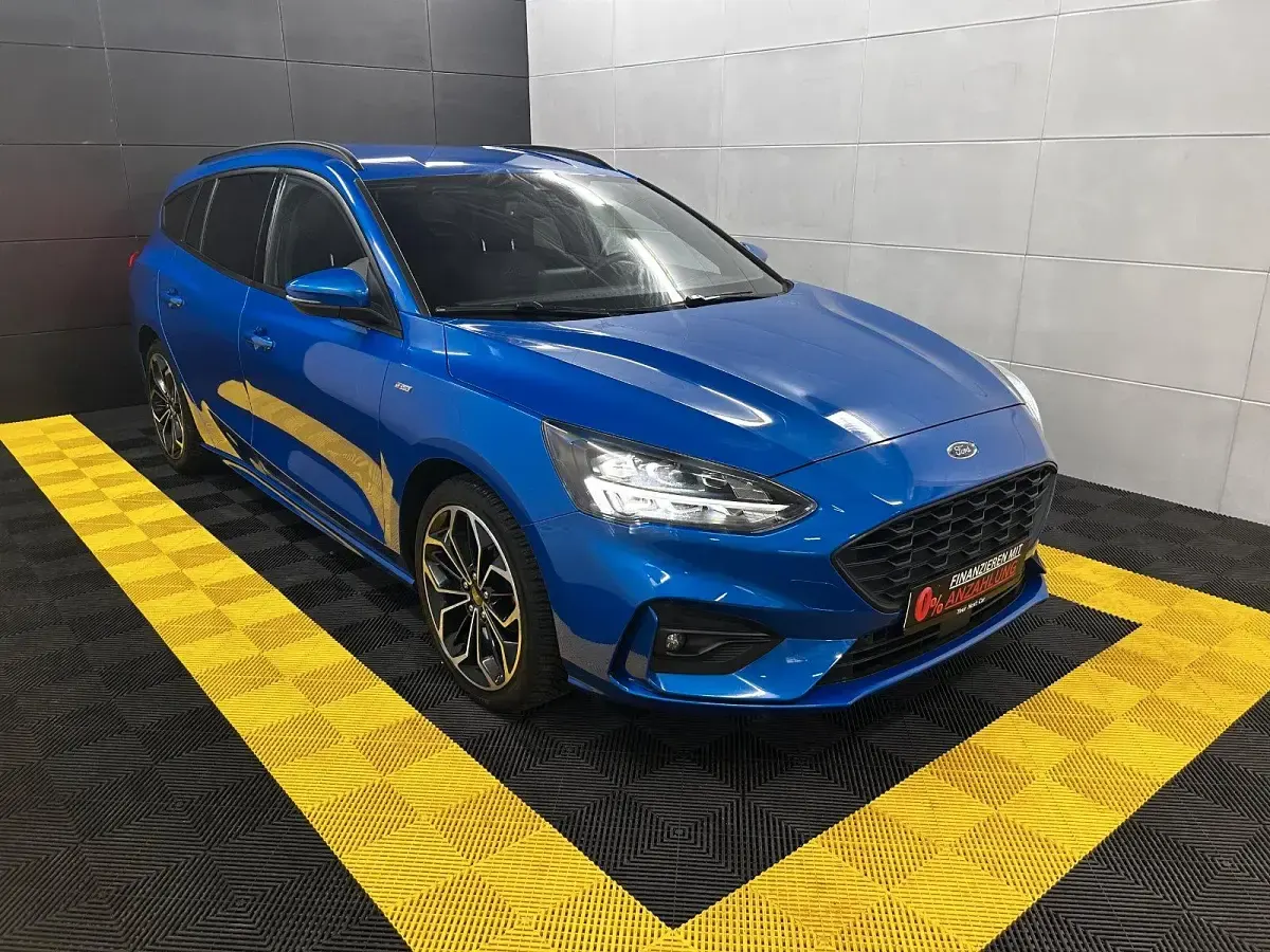Gebraucht Ford Focus ST-Line X 182 PS (133 kW) 2021 Blau Kombi