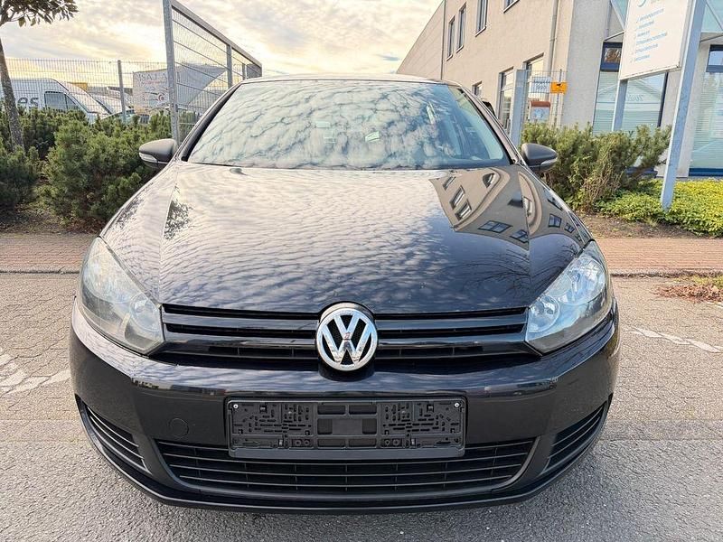 Schwarz Gebraucht 2010 VW Golf VI Kleinwagen | 3.899 € (Fairer Preis) - Bild 1/4
