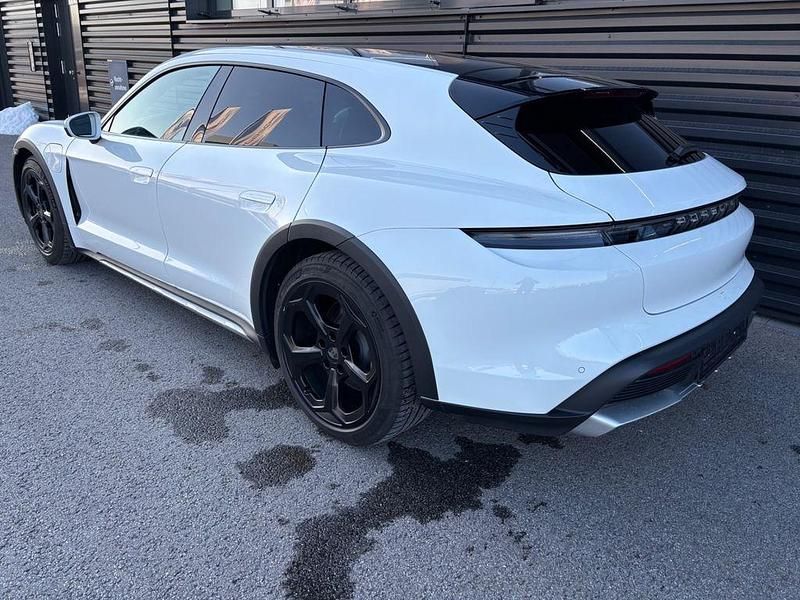 Gebraucht Porsche Taycan Cross Turismo 350 kW (476 PS) 2022 Pure white/weiss Kombi