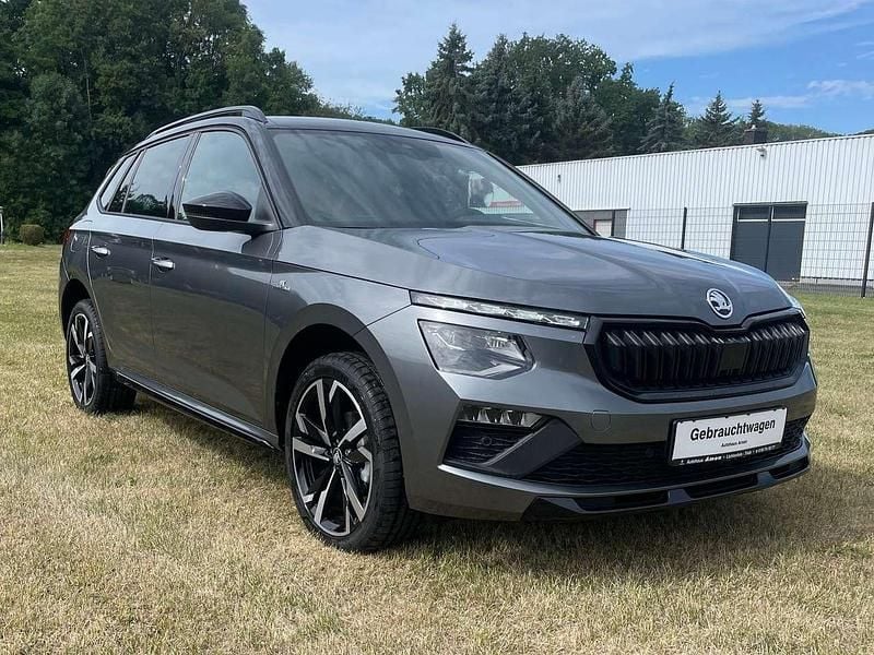 Graphite grau Neu 2025 Skoda Kamiq Monte Carlo SUV | 34.990 € (Teuer) - Bild 1/4