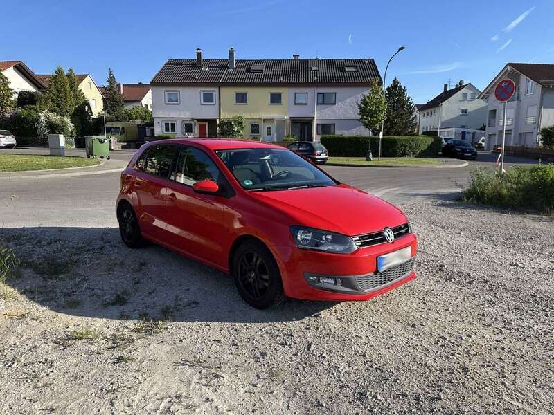 Rot Gebraucht 2010 VW Polo Team Limousine | 4.500 € (Guter Preis) - Bild 1/4