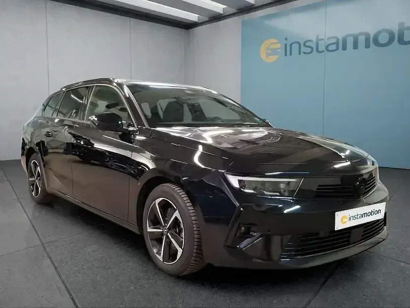 Gebraucht Opel Astra 131 PS (96 kW) 2025 Schwarz Kleinwagen