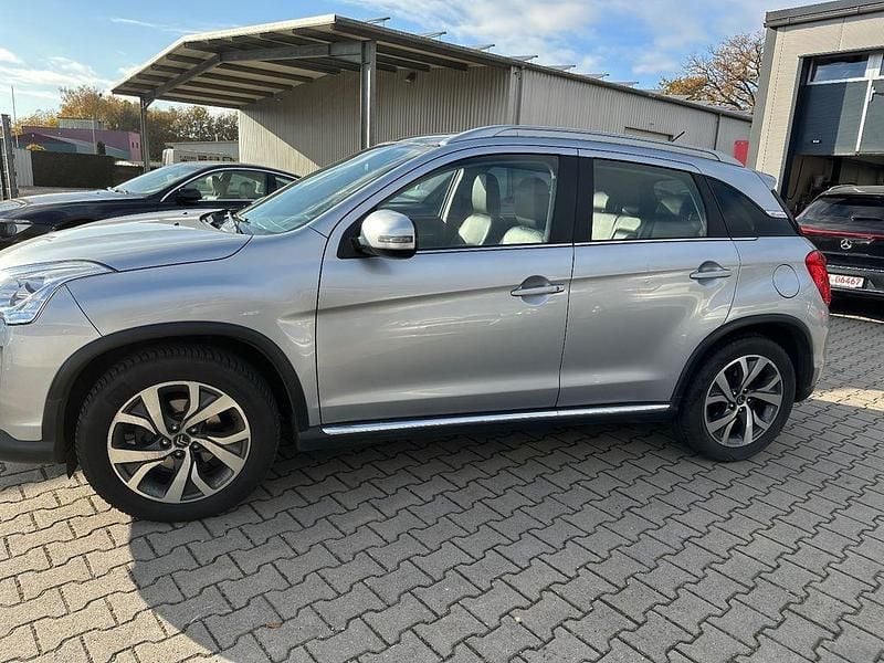 Grau Gebraucht 2014 Citroën C4 Aircross Tendance SUV | 4.990 € (Fairer Preis) - Bild 1/4