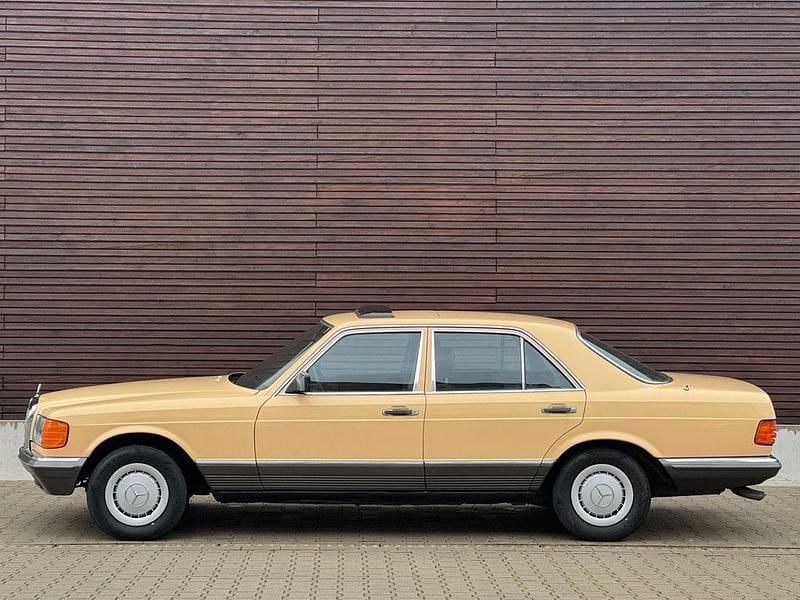 Gebraucht Mercedes 500 SE 241 PS (177 kW) 1981 Gelb Limousine