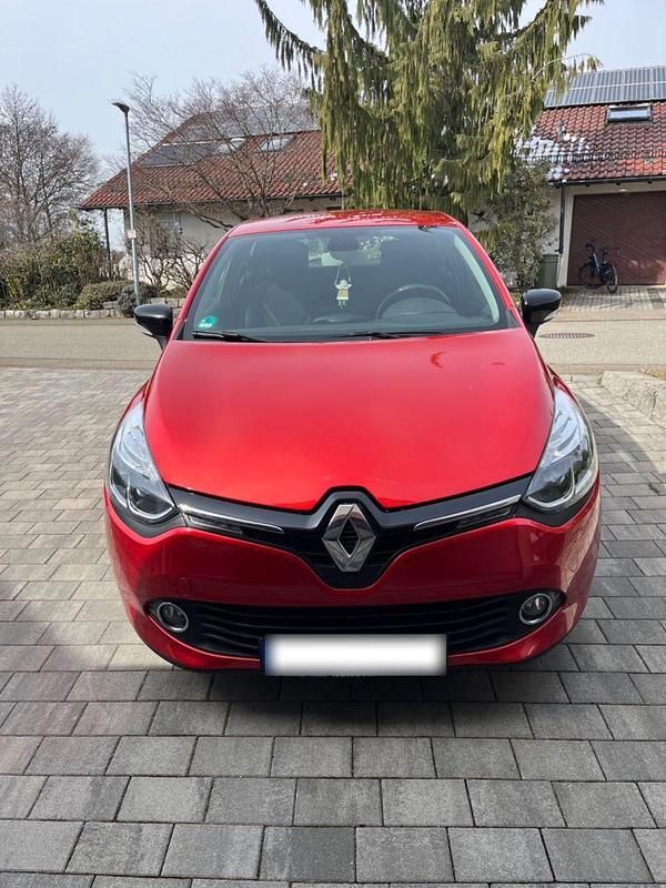 Gebraucht Renault Clio IV Initiale Paris 73 PS (53 kW) 2014 Rot Kleinwagen