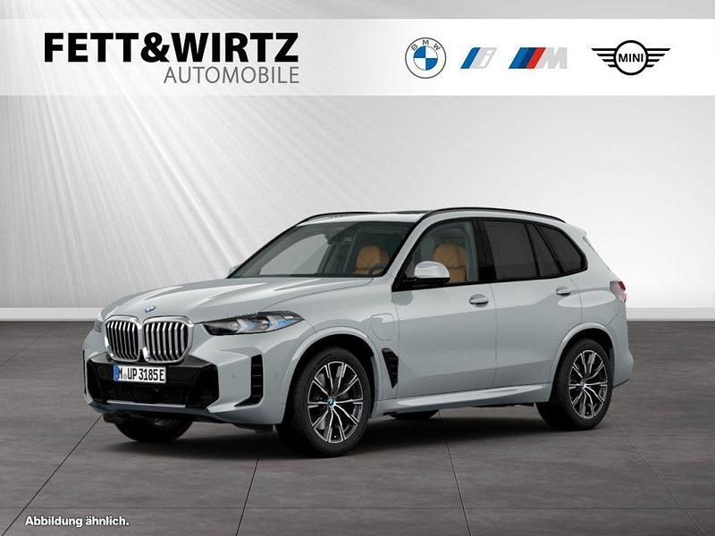 Brooklyn grau metallic Gebraucht 2024 BMW X5 M Sport SUV | 88.838 € (Superpreis) - Bild 1/2