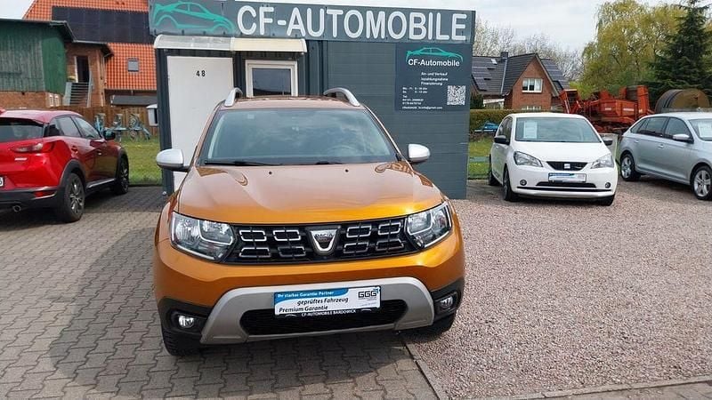 Second-hand Dacia Duster Anniversary 131 CP (96 kW) 2019 Portocaliu SUV