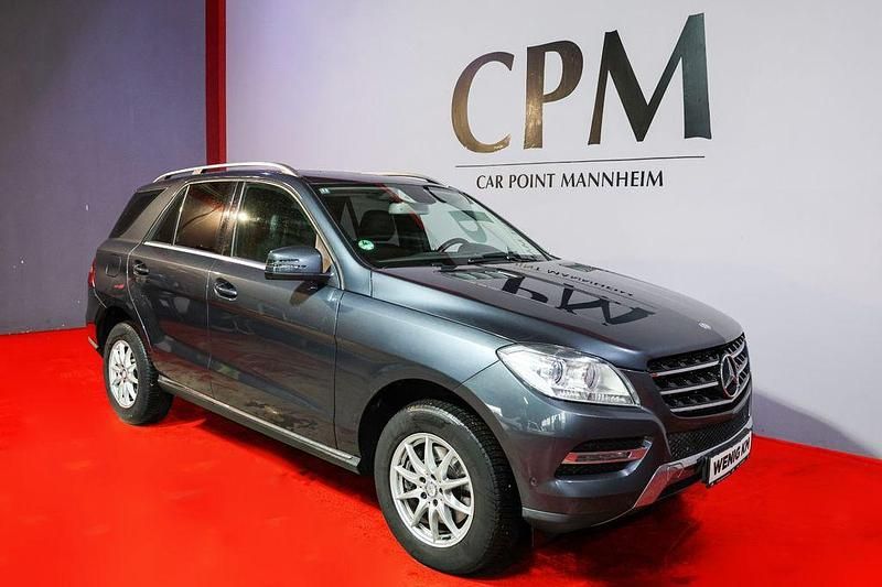 Gebraucht Mercedes ML350 258 PS (189 kW) 2012 Grau SUV