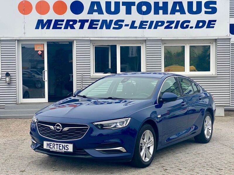 Blau Gebraucht 2018 Opel Insignia Innovation Limousine | 14.990 € (Fairer Preis) - Bild 1/4