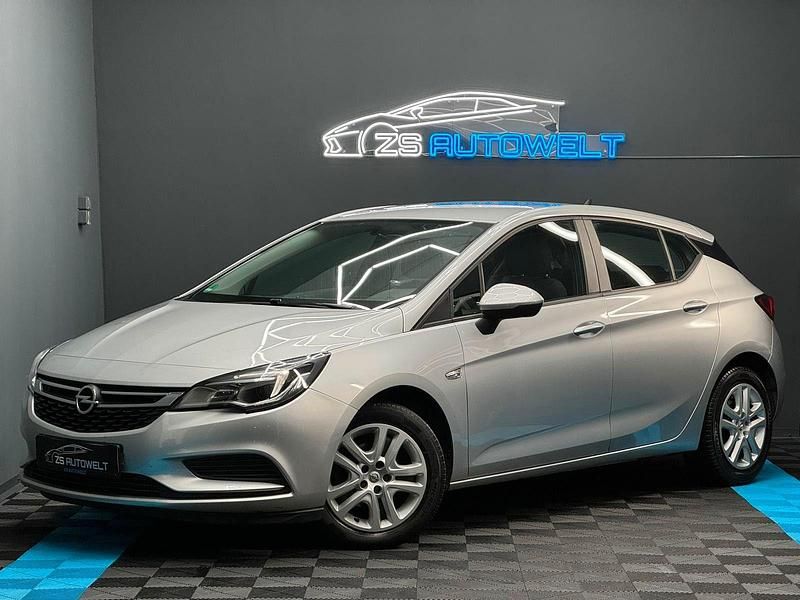 Gebraucht Opel Astra Edition 101 PS (74 kW) 2017 Silber Kombi