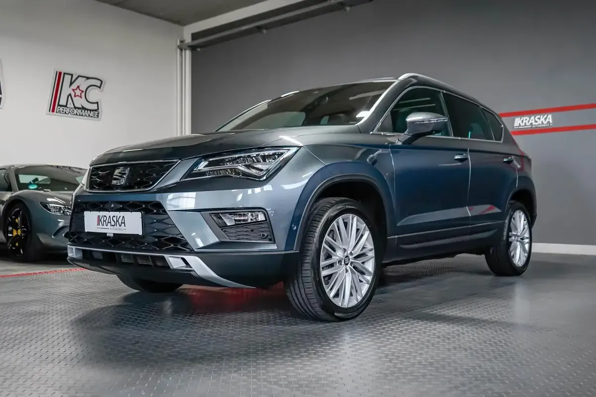 Gebraucht Seat Ateca XCELLENCE 150 PS (110 kW) 2016 Metal grey SUV