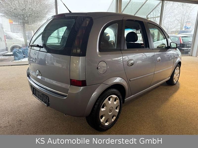Gebraucht Opel Meriva Cosmo 105 PS (77 kW) 2008 Silber Van / Kleinbus