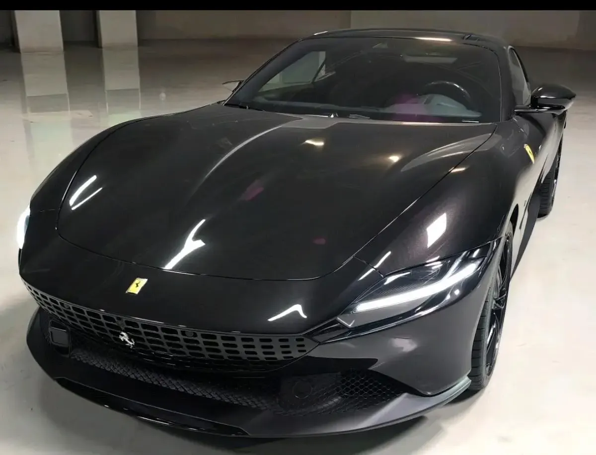 Neu Ferrari Roma 620 PS (456 kW) 2025 Schwarz Cabrio