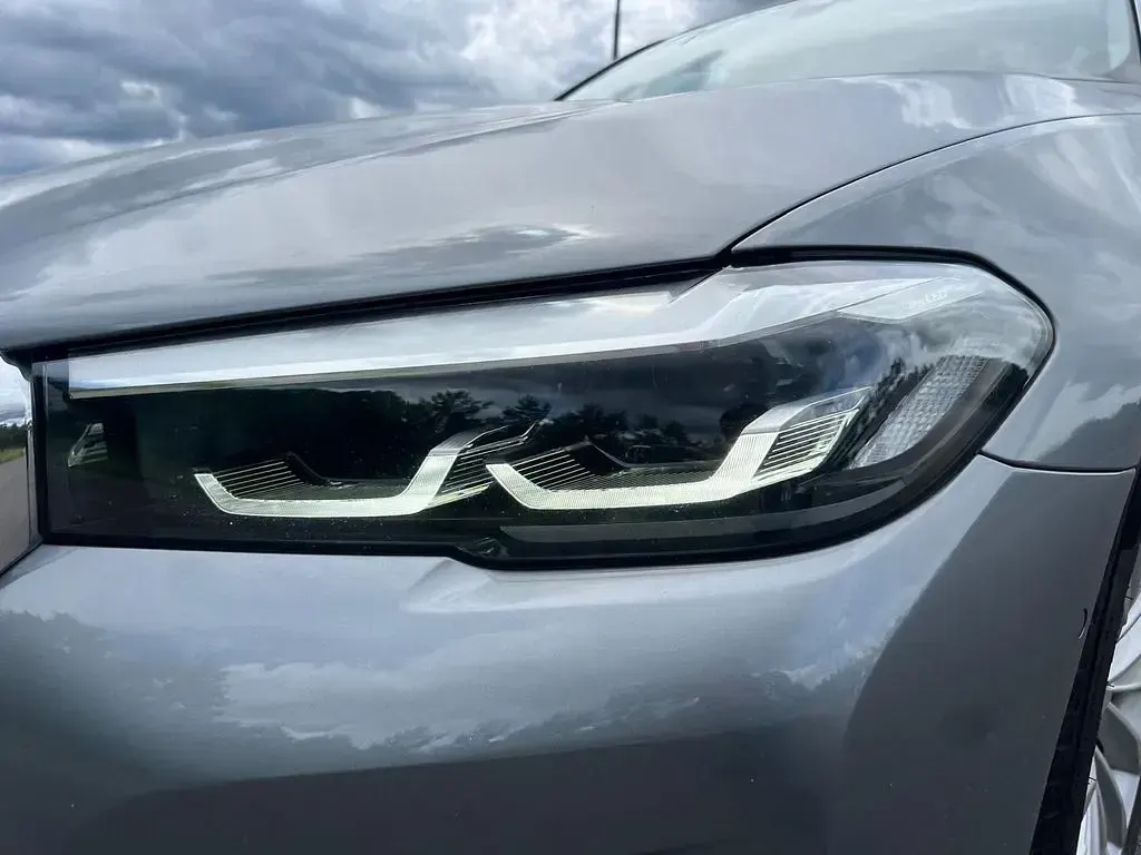 Gebraucht BMW 530 245 PS (180 kW) 2023 Grau Kombi