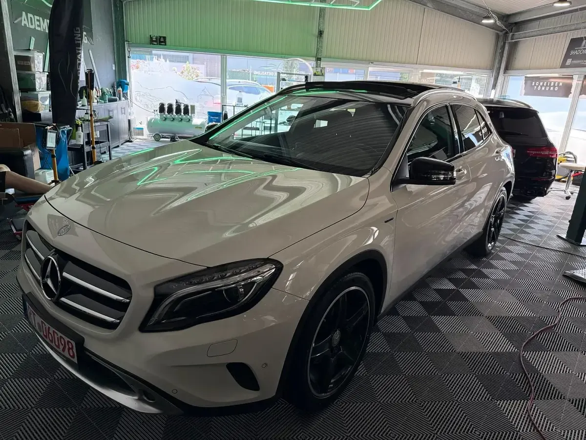 Gebraucht Mercedes GLA220 AMG Edition 1 170 PS (125 kW) 2014 Weiß SUV
