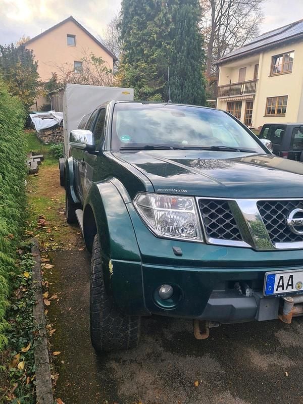 Grün Gebraucht 2007 Nissan Navara Abholung | 6.000 € (Superpreis) - Bild 1/4