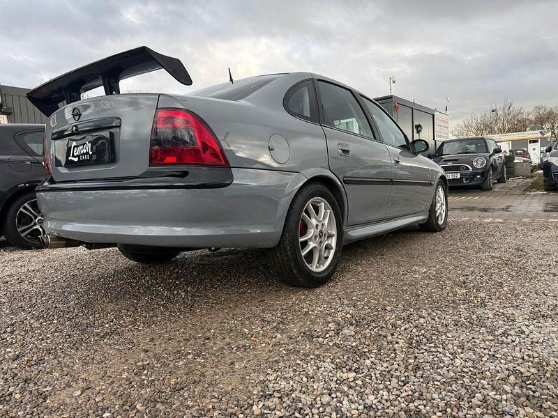 Gebraucht Opel Vectra 194 PS (142 kW) 1998 Grau Limousine