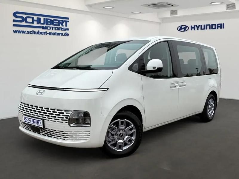Creamy white / sol Neu 2025 Hyundai Staria Trend Van | 46.190 € (Superpreis) - Bild 1/1