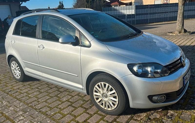 Silber Gebraucht 2009 VW Golf Plus Cross Comfortline Van / Kleinbus | 4.300 € (Guter Preis) - Bild 1/4