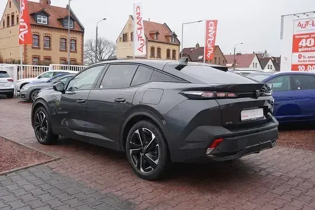 Gebraucht Peugeot 408 GT 181 PS (133 kW) 2023 Titangrau metallic SUV