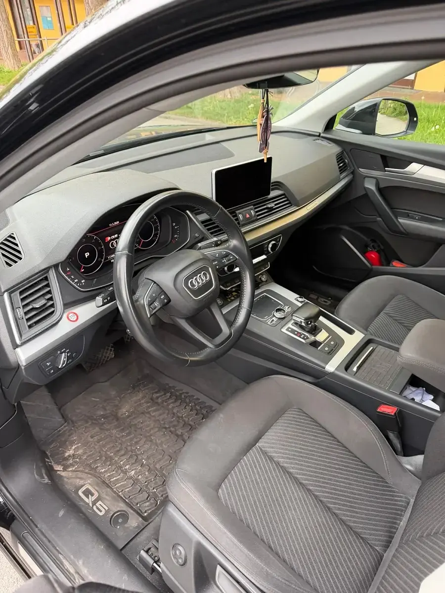 Second-hand Audi Q5 190 CP (139 kW) 2018 Negru SUV