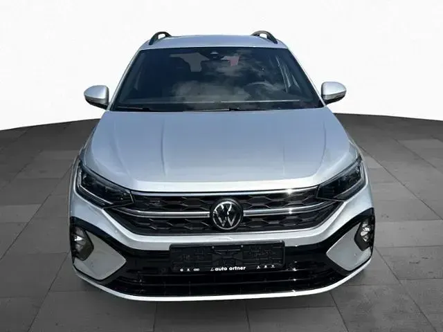 Neu VW Taigo R-line 116 PS (85 kW) 2026 Silber SUV