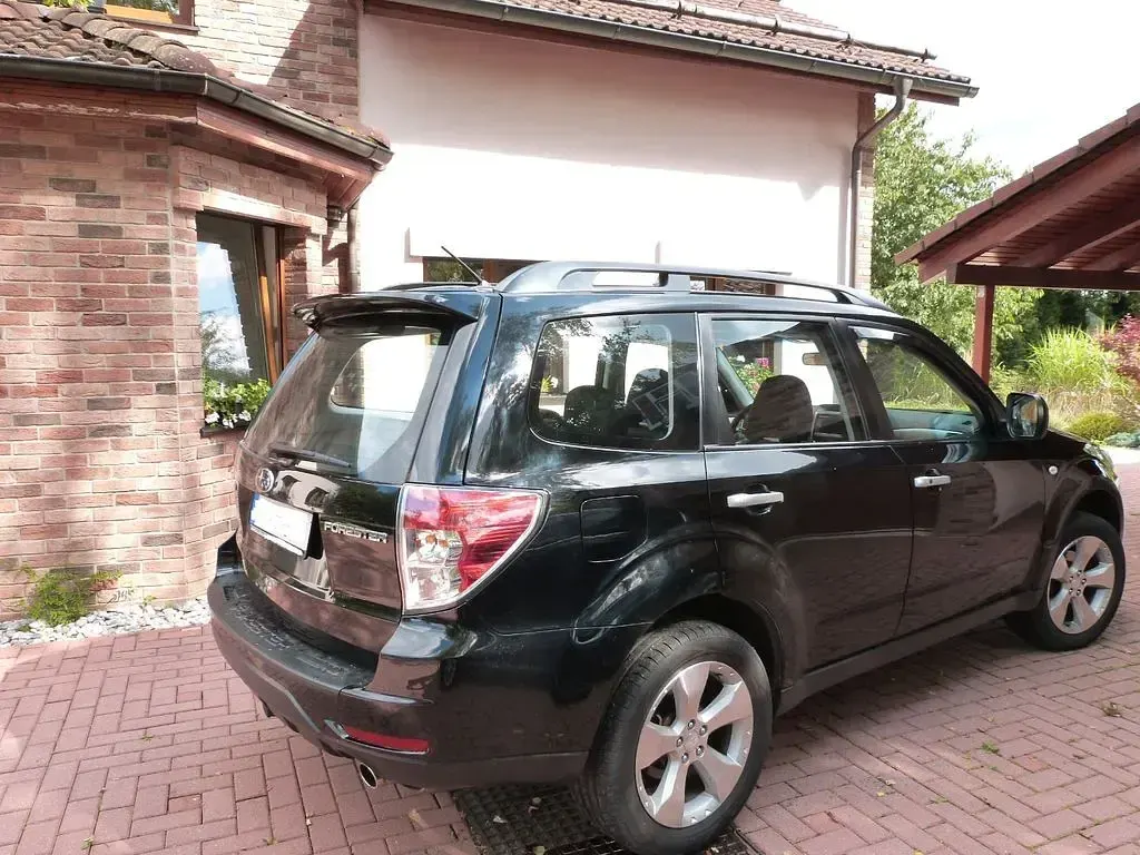 Second-hand Subaru Forester 230 CP (169 kW) 2008 Negru SUV