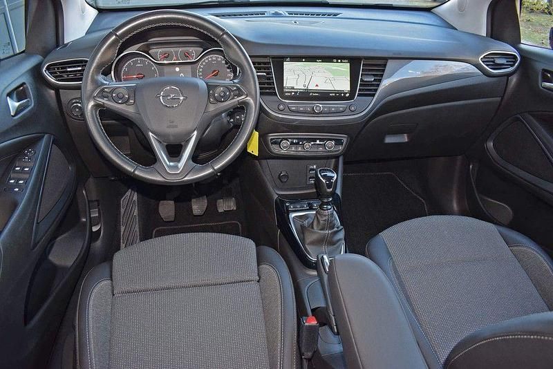 Gebraucht Opel Crossland X Elegance 110 PS (80 kW) 2022 Rot SUV