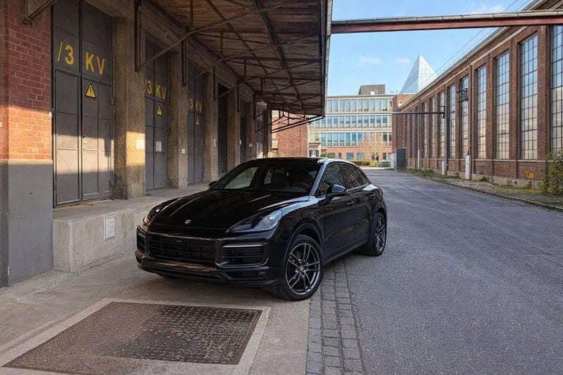 Gebraucht Porsche Cayenne 462 PS (339 kW) 2021 Schwarz SUV
