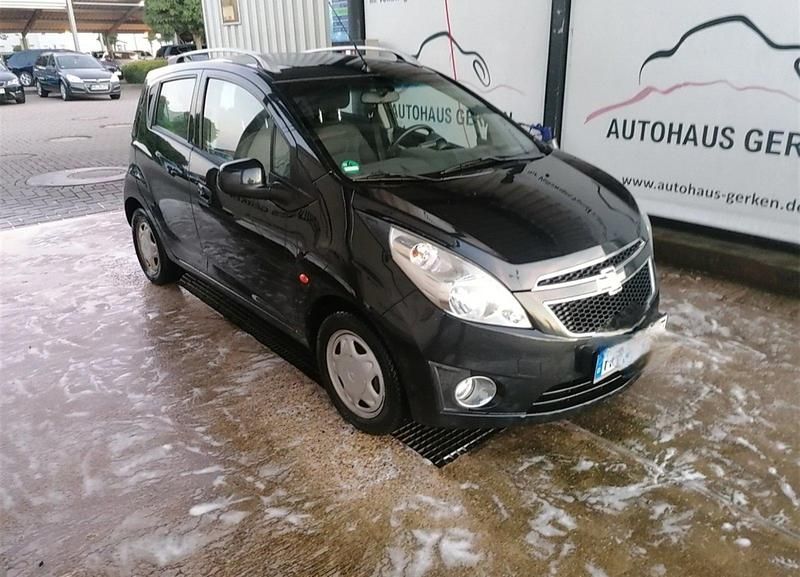 Gebraucht Chevrolet Spark LS 82 PS (60 kW) 2010 Schwarz Kleinwagen