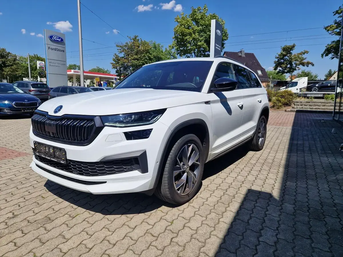 Gebraucht Skoda Kodiaq 200 PS (147 kW) 2022 Moonweiss metallic SUV