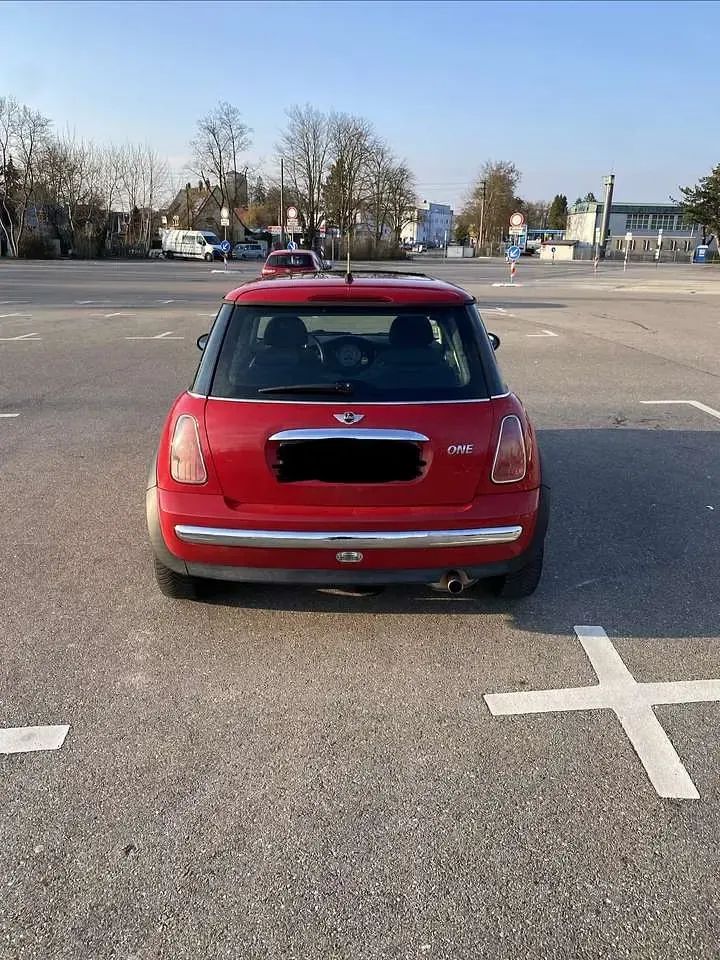 Usata Mini ONE 90 CV (66 kW) 2003 Rosso Utilitaria