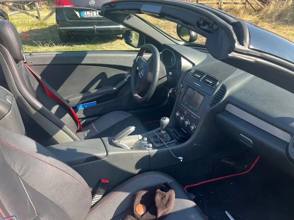 Gebraucht Mercedes SLK300 231 PS (169 kW) 2010 Schwarz Cabrio