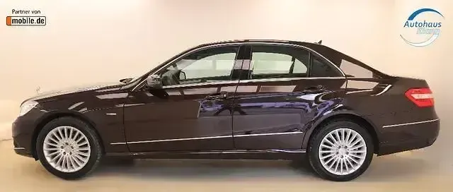 Gebraucht Mercedes E250 Elegance 204 PS (150 kW) 2009 Braun Limousine