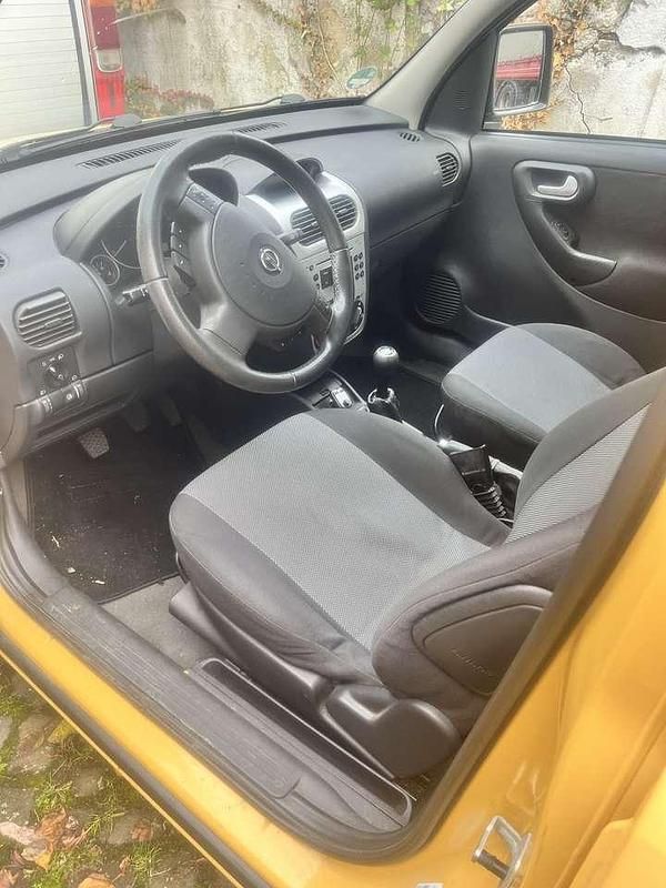 Gebraucht Opel Combo 90 PS (66 kW) 2006 Kombi