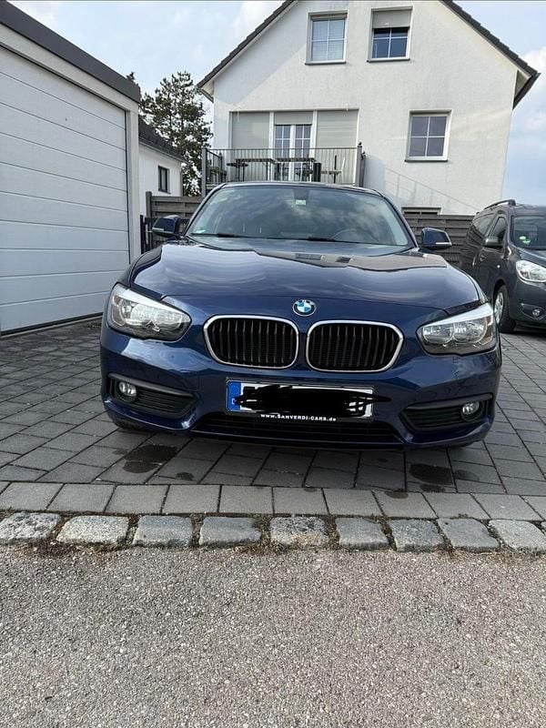 Gebraucht BMW 116 116 PS (85 kW) 2018 Blau Kleinwagen