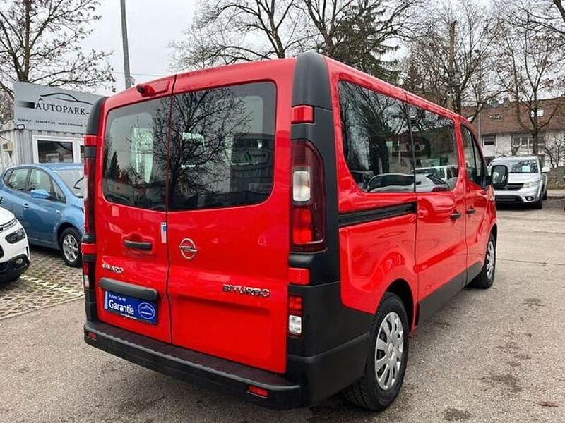 Gebraucht Opel Vivaro 125 PS (91 kW) 2018 Rot Van / Kleinbus