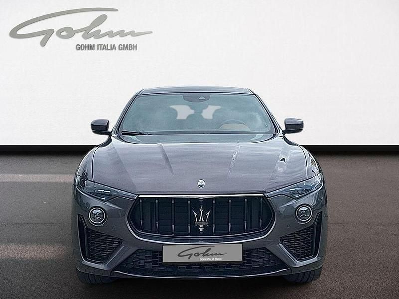 Gebraucht Maserati Levante 349 PS (256 kW) 2022 Grau SUV
