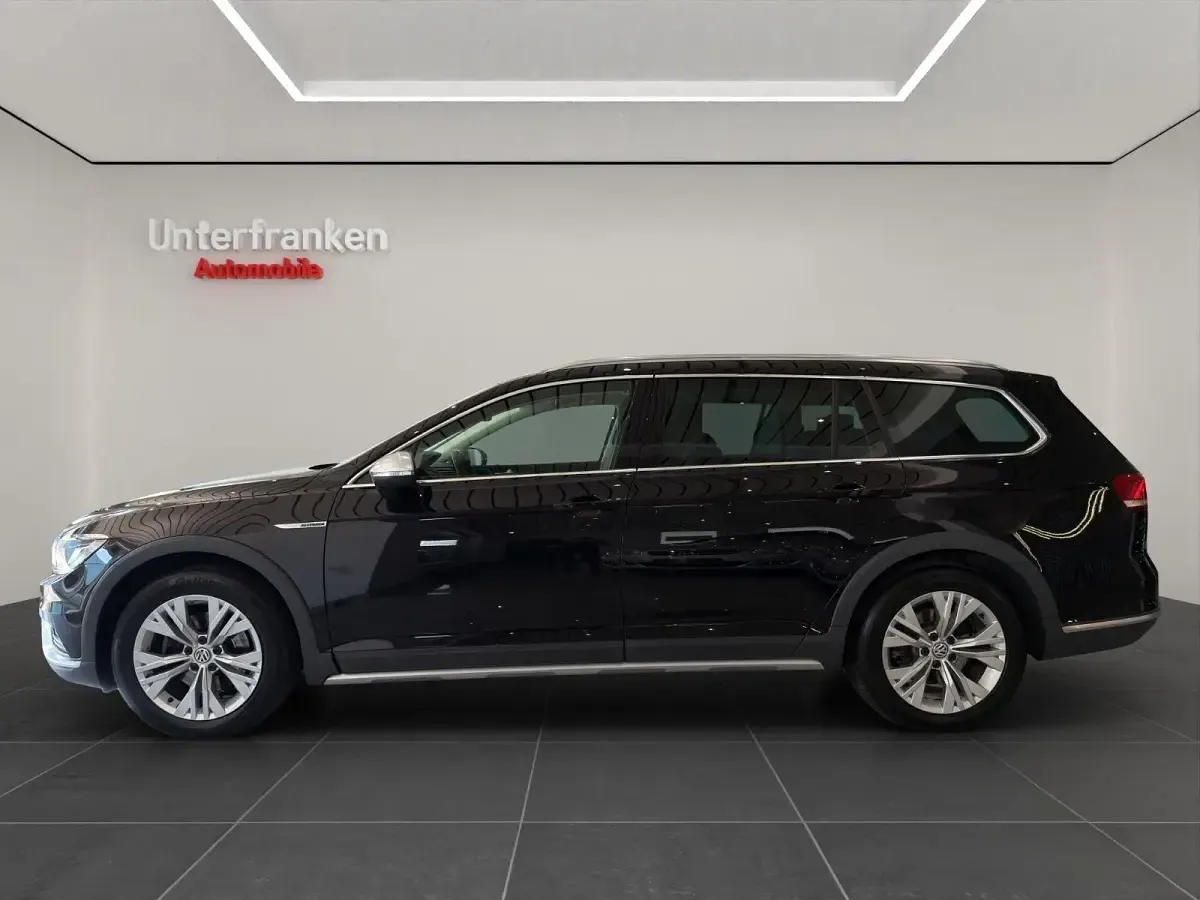 Używany VW Passat Alltrack 190 KM (139 kW) 2018 Czarny Kombi
