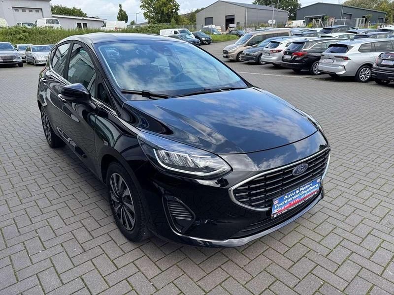 Gebraucht Ford Fiesta Titanium 125 PS (91 kW) 2023 Schwarz Kleinwagen