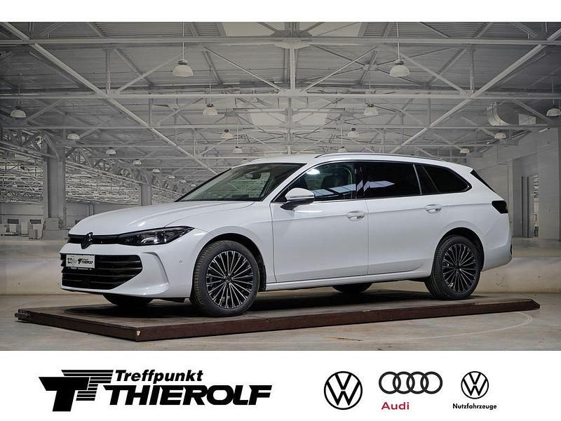 Neu VW Passat IQ Drive 150 PS (110 kW) 2025 Oryxweiß perlmutteffekt Kombi