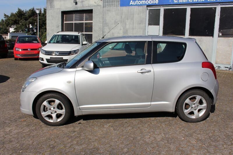 Gebraucht Suzuki Swift 92 PS (67 kW) 2007 Silber Kleinwagen