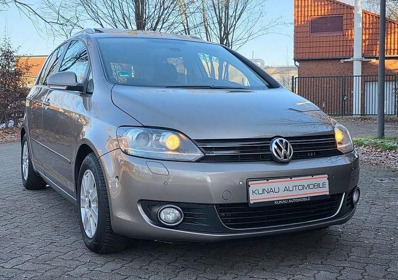 Gebraucht VW Golf VII Life 105 PS (77 kW) 2013 Braun Limousine