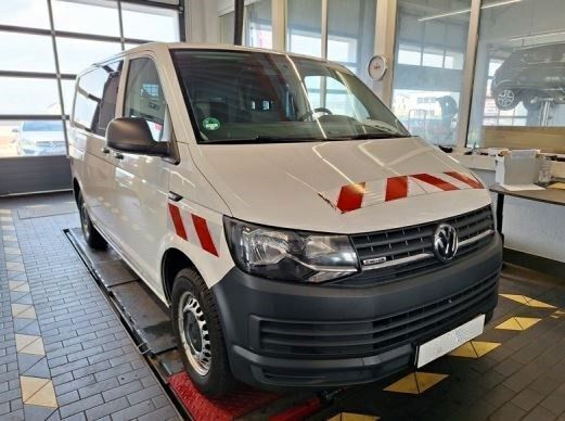 Weiß Gebraucht 2015 VW T5 Van | 26.061 € - Bild 1/4